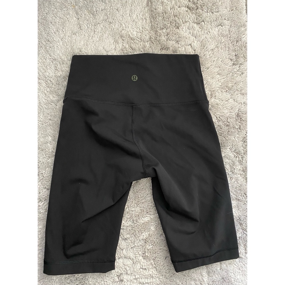 Lululemon Wunder Under 10” Bike Short size 4